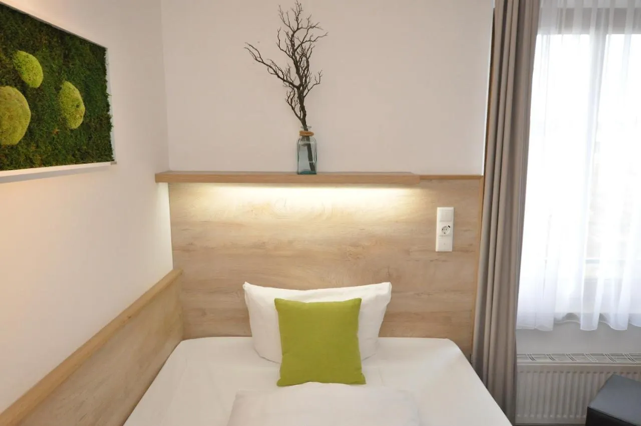 Hotel Perlach Allee By Blattl Munich 3*,