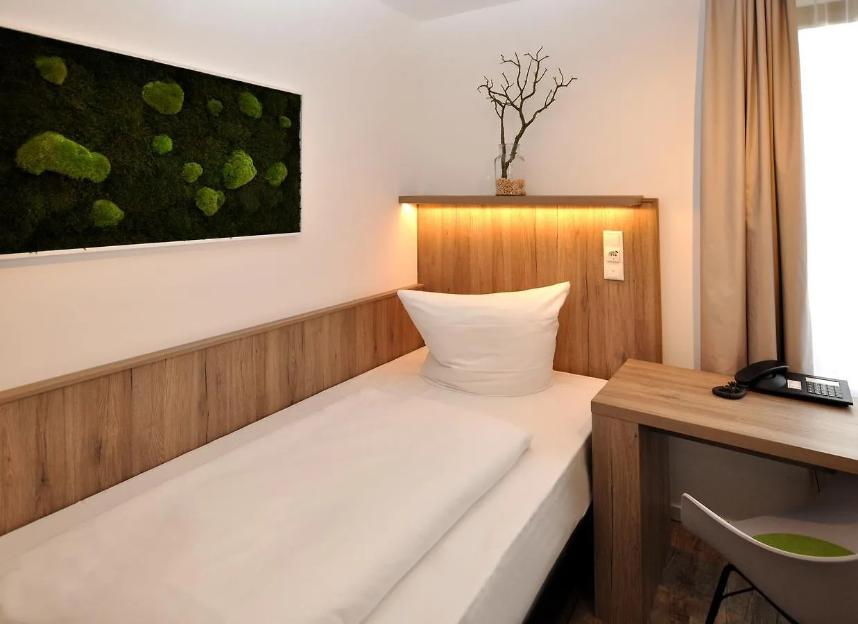 ***  Hotel Perlach Allee By Blattl München Németország