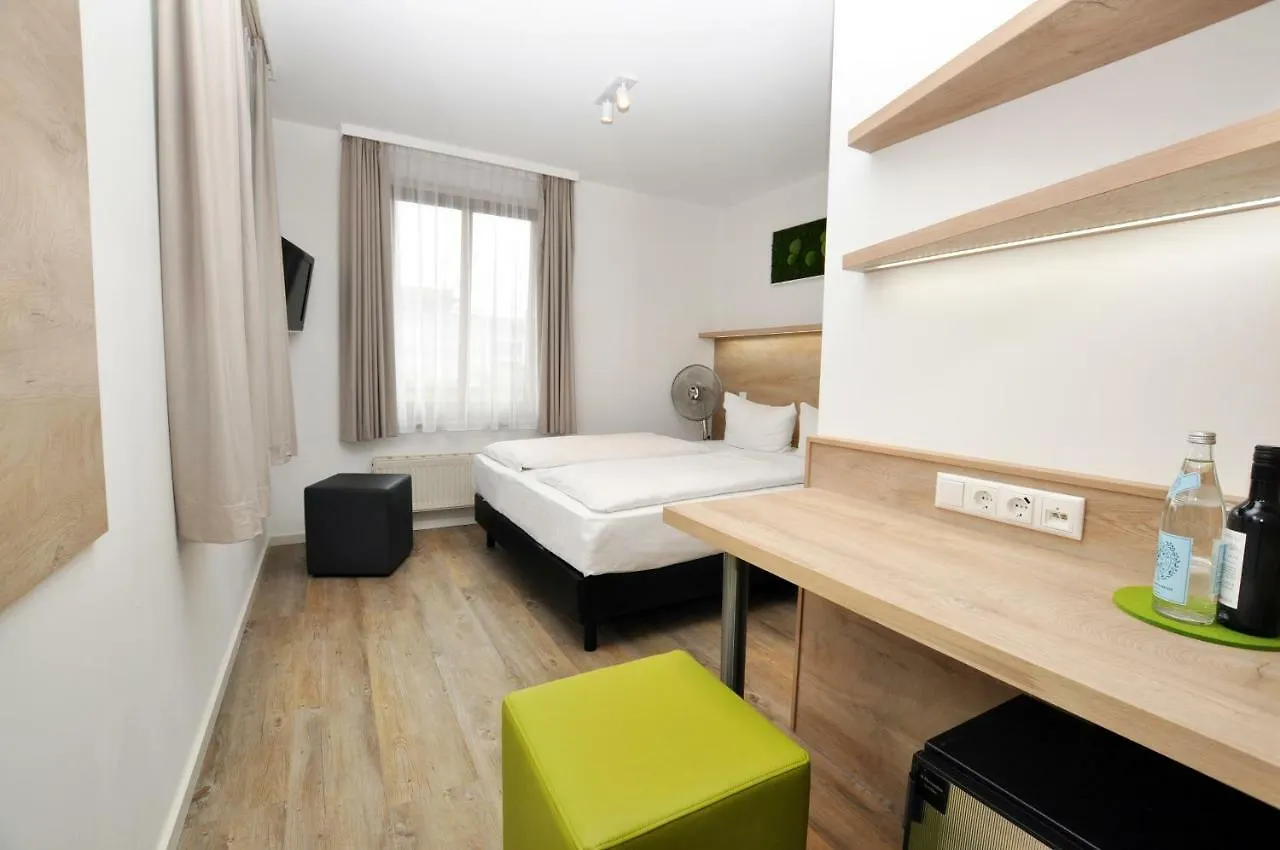 Hotel Perlach Allee By Blattl München 3*,